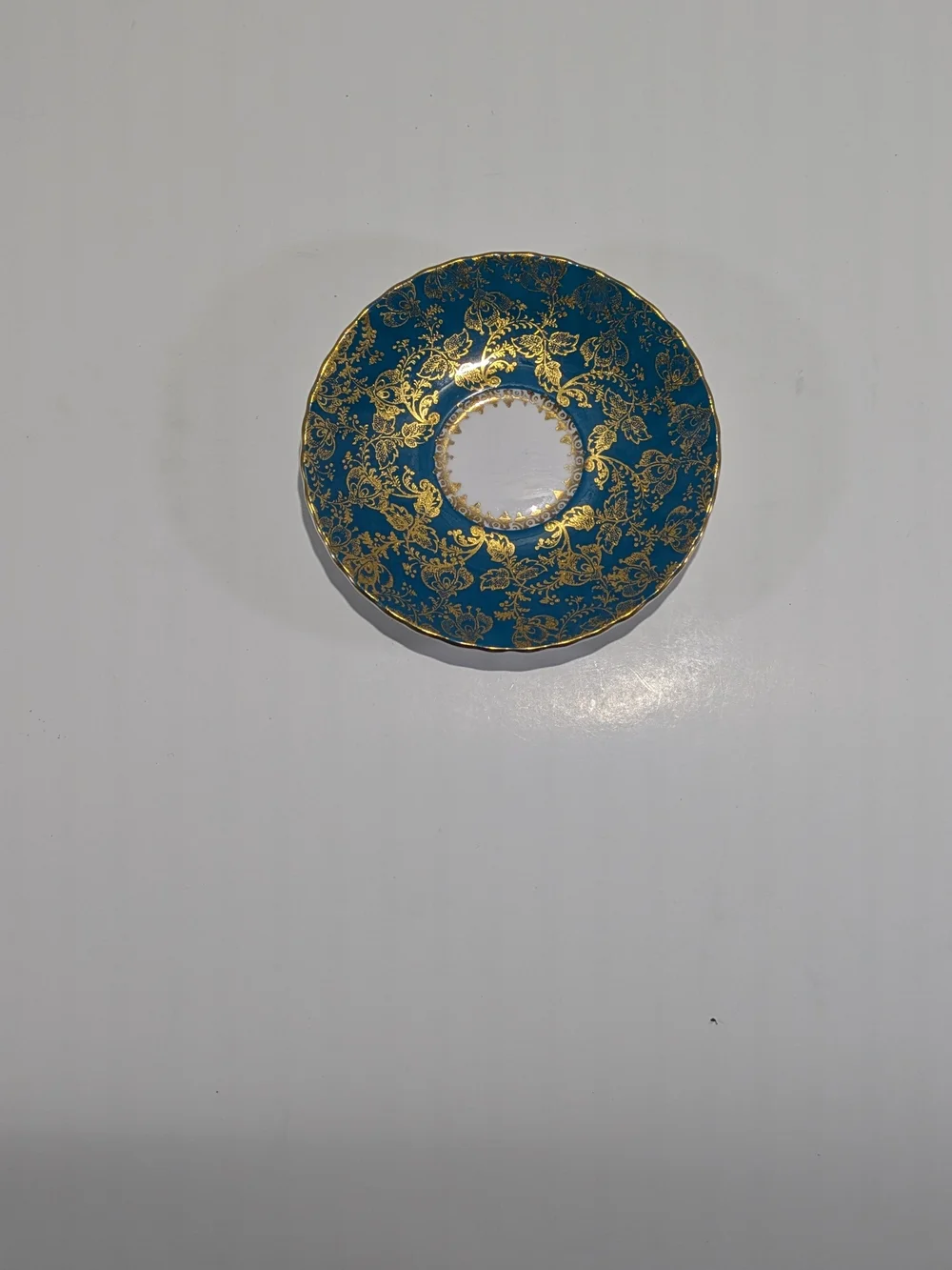 Elizabethan Fine Bone China ​condition deep gilded